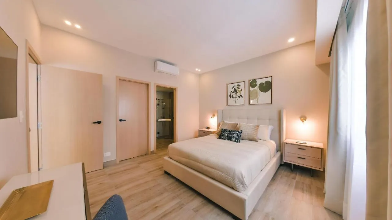 Fully Serviced Apartment At Regatta Living II - 304 聖多明哥 0*,