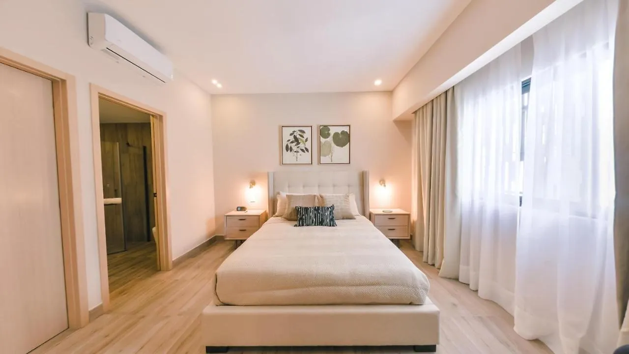 Fully Serviced Apartment At Regatta Living II - 304 聖多明哥